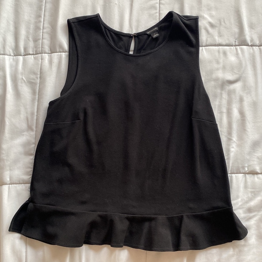 Anne Taylor Sleeveless Top